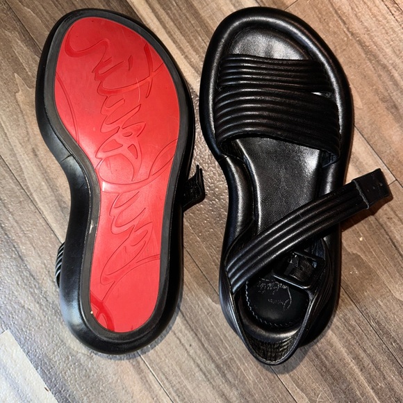 Christian Louboutin Manolasummer black leather sandal flats - Picture 3 of 9